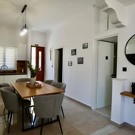 Belladianna Apartment
