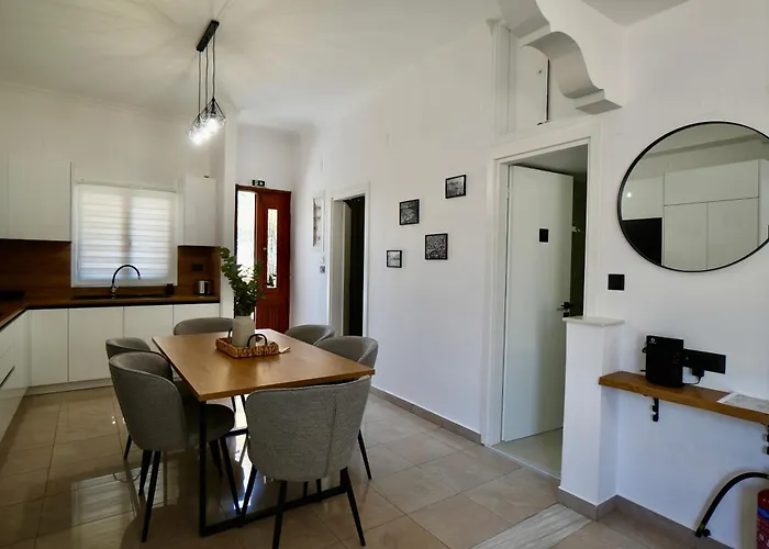 Belladianna Apartment